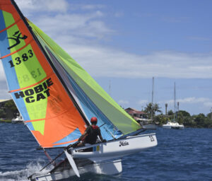 cours autonome ecole voile arue tahiti