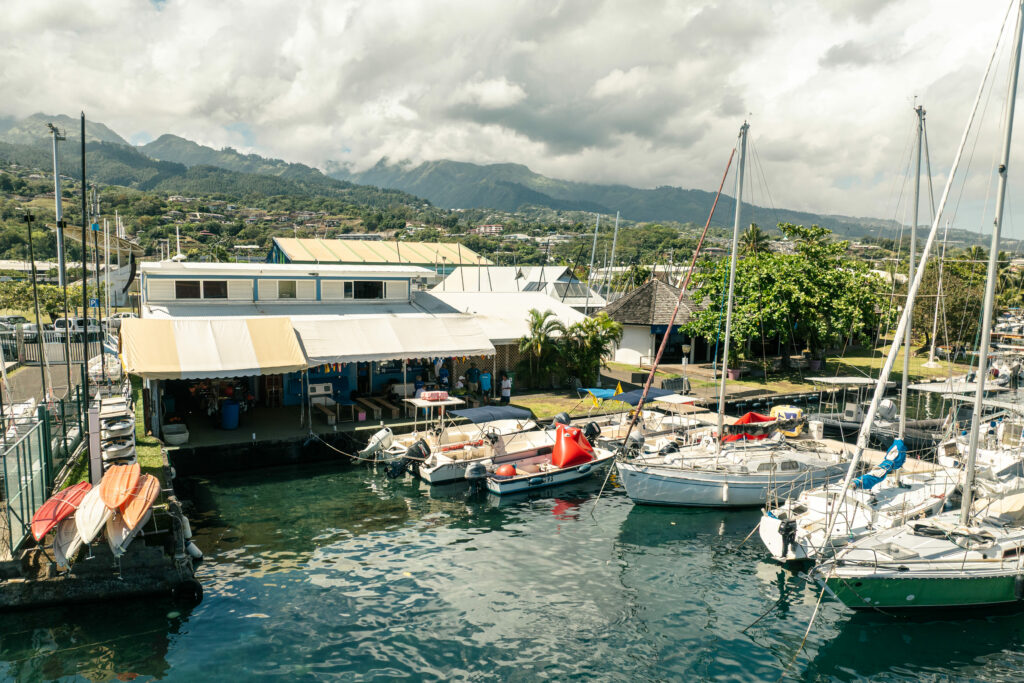 Eva Ecole de voile de arue tahiti