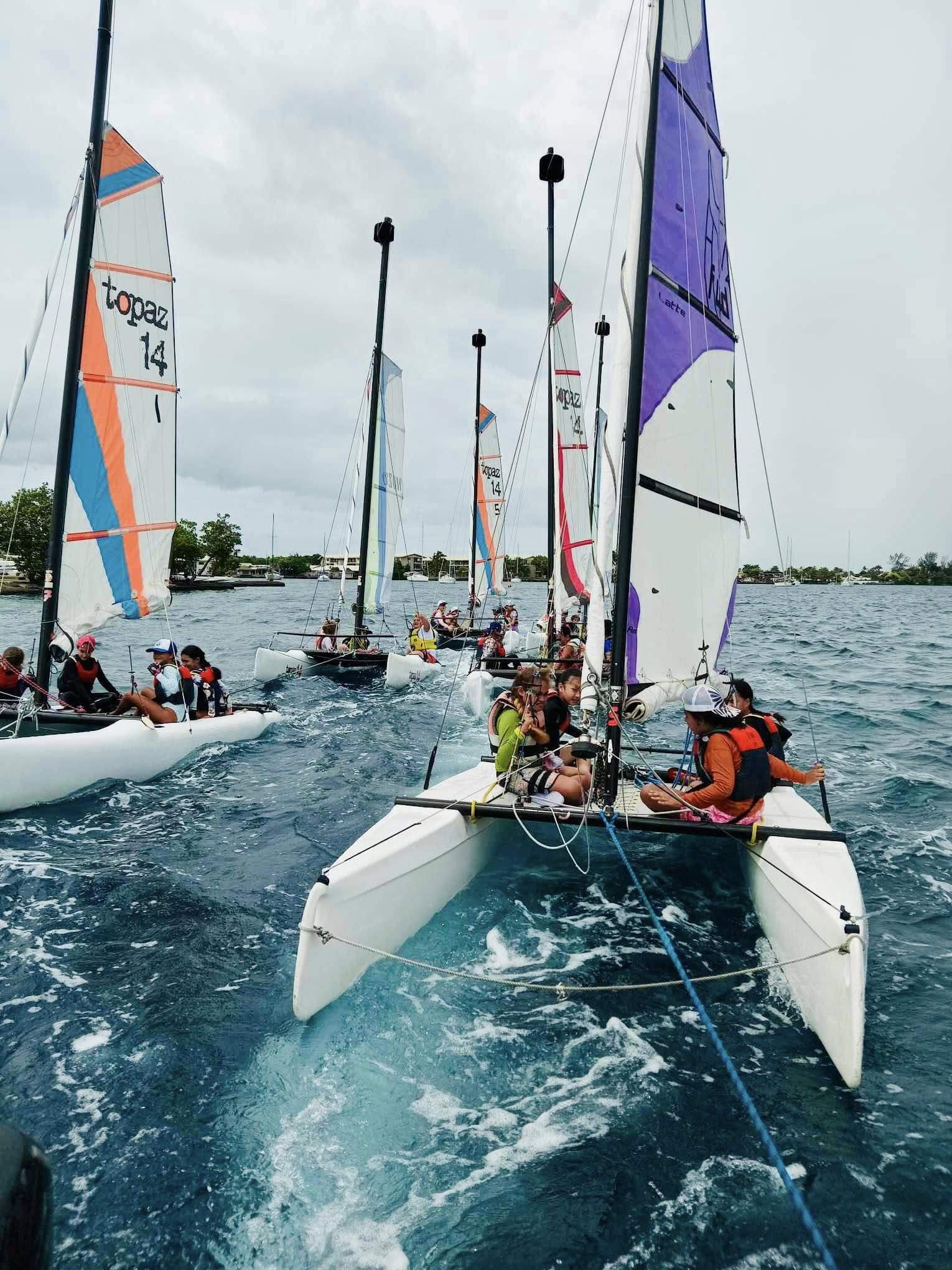 classe de mer ecole voile arue tahiti